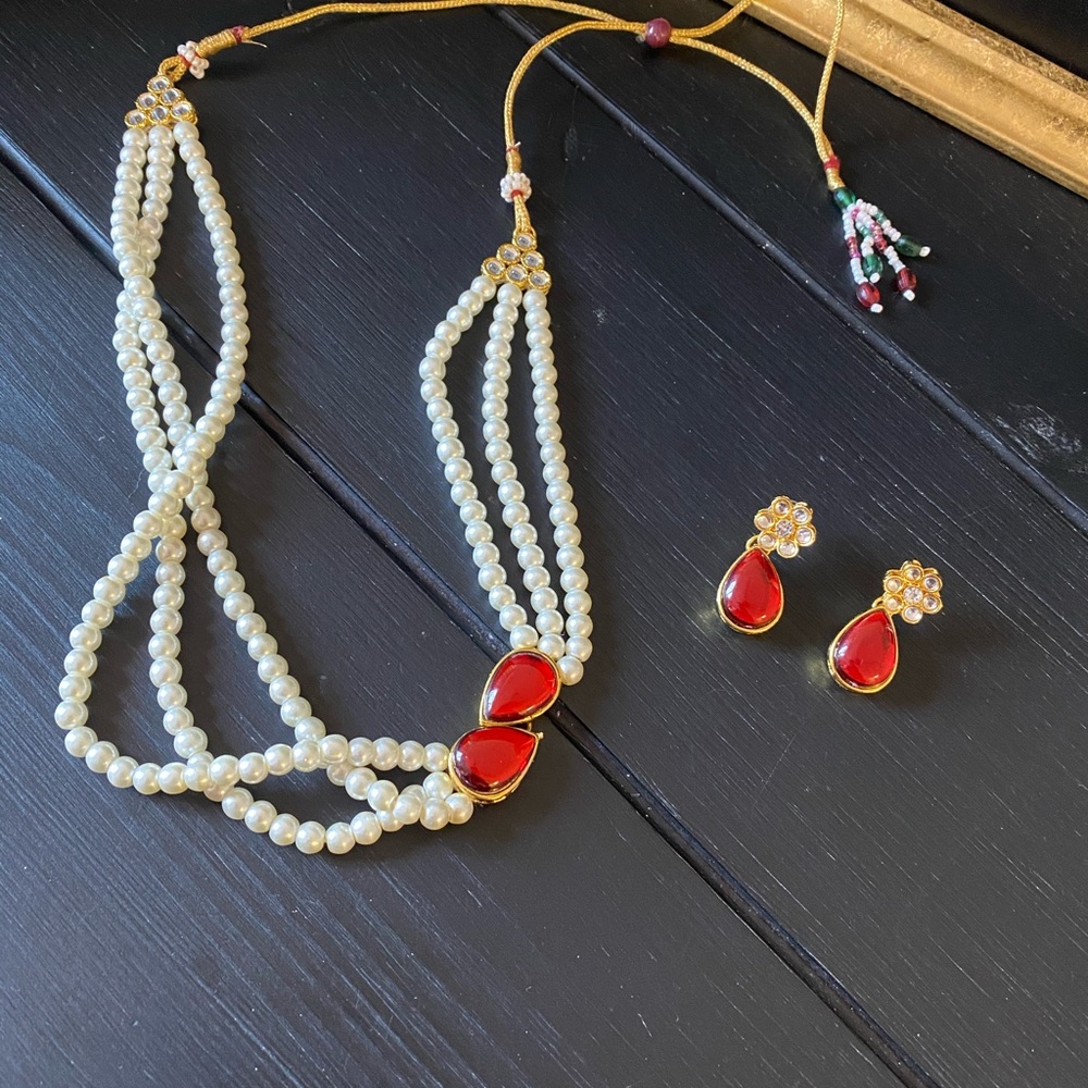 Necklace set. - Picture 3 of 4